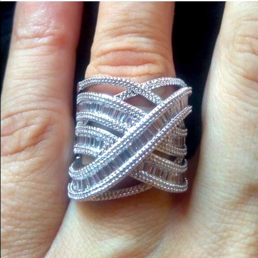 STERLING SILVER RING SIZE 6 - Picture 5 of 11